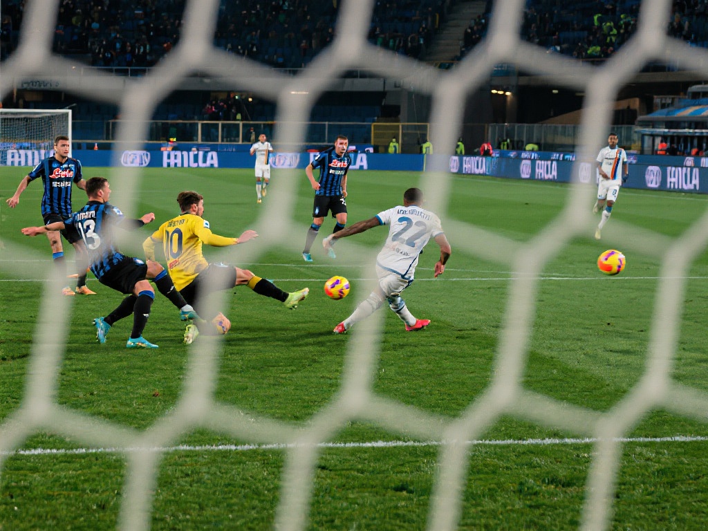 中欧体育揭秘意甲球队进球效率提升之道 (中欧体育揭秘意甲球队进球效率提升的秘密之道) 在足球世界中,进球效率往往是决定比赛胜负的关键因素